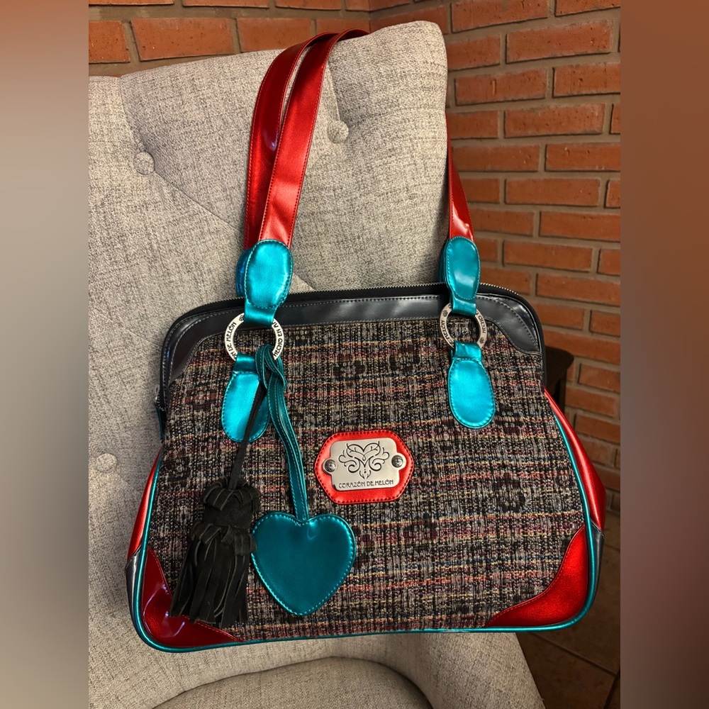 Stylish & Unique Multicolor Shoulder Bag❤️💙🤩‼️